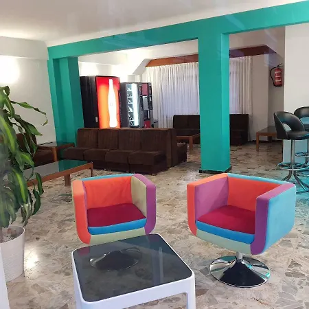 بيت ضيافة Rosi 2*